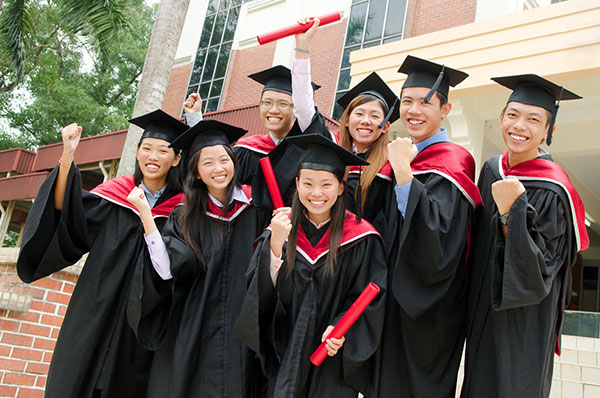 Studying in Canada, should or not?